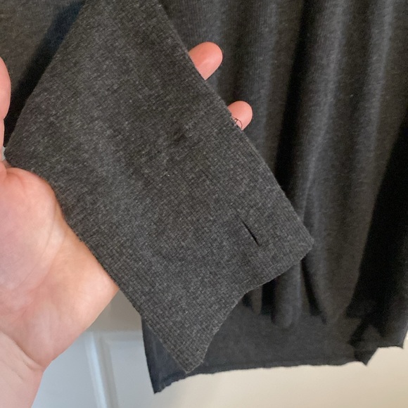 Ribbed Hooded Sweater - Picture 5 of 7